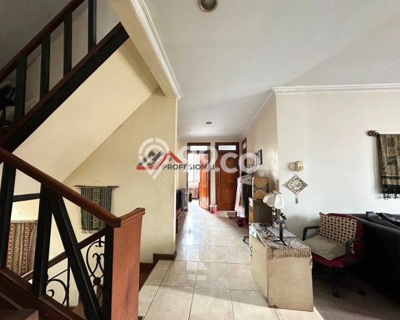 Siap Huni Rumah Mewah 5 Kamar di Cilandak Dekat ke Mana Saja Siap Huni Rumah Mewah 5 Kamar di Cilandak Dekat ke Mana Saja