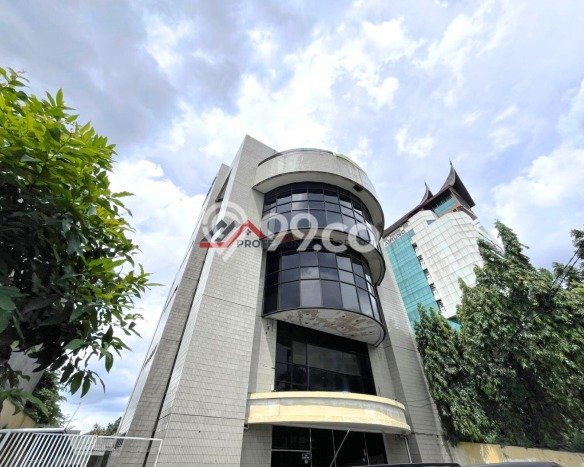 Kantor Usaha Dijual di Matraman Jakarta Timur LT 994m2 & LB 1785m2 Kantor Usaha Dijual di Matraman Jakarta Timur LT 994m2 & LB 1785m2