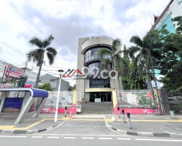 Kantor Usaha Dijual di Matraman Jakarta Timur LT 994m2 & LB 1785m2 Kantor Usaha Dijual di Matraman Jakarta Timur LT 994m2 & LB 1785m2