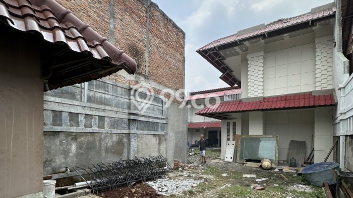 Unit Kost Dijual di Lebak Bulus dengan 10 Kamar Kawasan Strategis Unit Kost Dijual di Lebak Bulus dengan 10 Kamar Kawasan Strategis