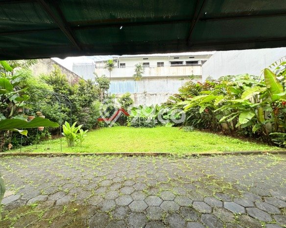 Siap Huni Rumah Mewah 5 Kamar di Cilandak Dekat ke Mana Saja Siap Huni Rumah Mewah 5 Kamar di Cilandak Dekat ke Mana Saja