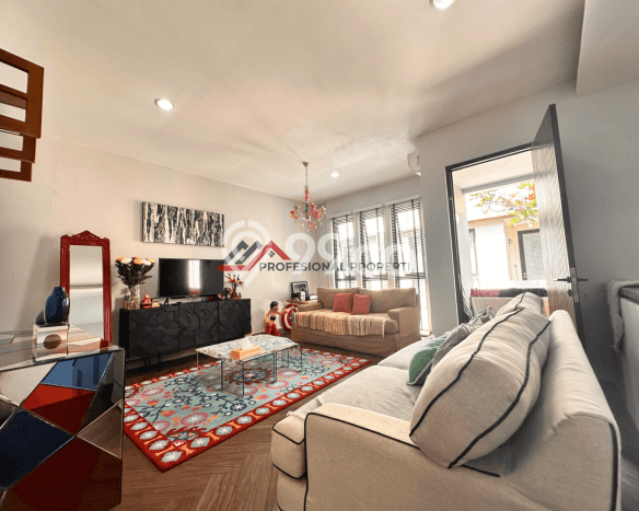 For Sale Rumah Mewah Exclusive di Cilandak, Jakarta Selatan For Sale Rumah Mewah Exclusive di Cilandak, Jakarta Selatan