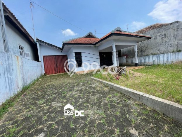 Rumah Modern area Bandar, Batang, Luas 445m² Bangunan 200m² Rumah Modern area Bandar, Batang, Luas 445m² Bangunan 200m²