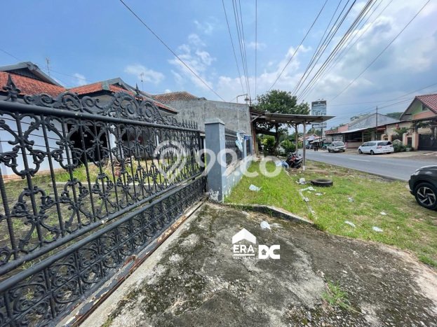 Rumah Modern area Bandar, Batang, Luas 445m² Bangunan 200m² Rumah Modern area Bandar, Batang, Luas 445m² Bangunan 200m²