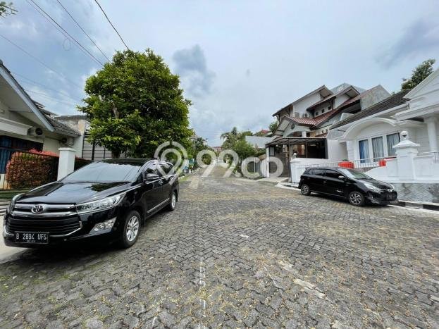 DREAM HOME! Rumah area Candisari, 3 KT, Bebas Banjir, LT 392m² LB 380m² DREAM HOME! Rumah area Candisari, 3 KT, Bebas Banjir, LT 392m² LB 380m²