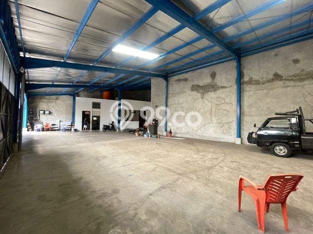 Komersial disewakan lokasi strategis Semarang Tengah Semarang 300m2 Komersial disewakan lokasi strategis Semarang Tengah Semarang 300m2
