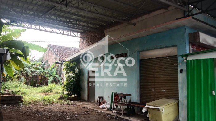 Tanah Komersial Disewakan di Pedurungan Semarang Seluas 350m2 Tanah Komersial Disewakan di Pedurungan Semarang Seluas 350m2
