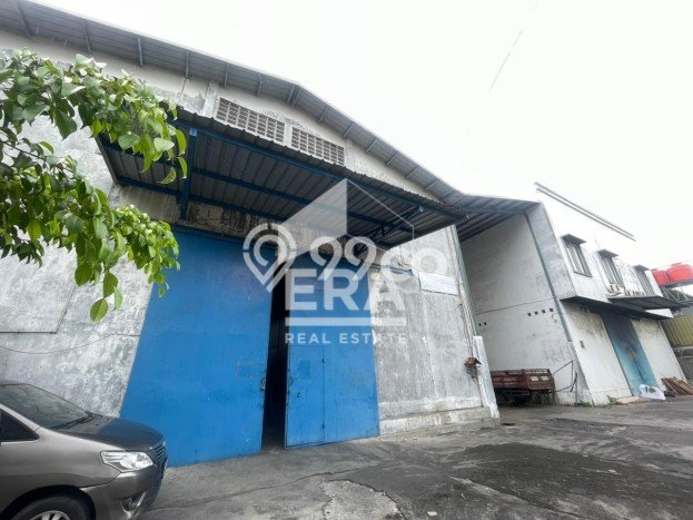 Gudang paling strategis disewakan di Ngaliyan Semarang Gudang paling strategis disewakan di Ngaliyan Semarang