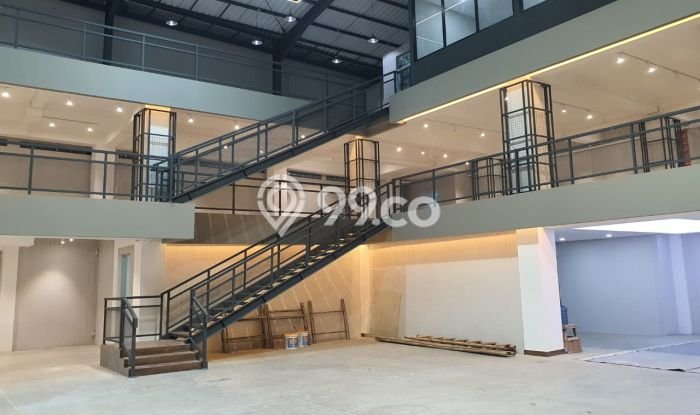 Komersial di Semarang Barat, Luas 2000m2m², Jalan Utama, Area Strategis Komersial di Semarang Barat, Luas 2000m2m², Jalan Utama, Area Strategis