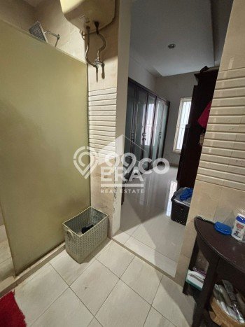 Hot Offer Hunian Mewah Ideal dan Luas di Banyumanik, Semarang Hot Offer Hunian Mewah Ideal dan Luas di Banyumanik, Semarang