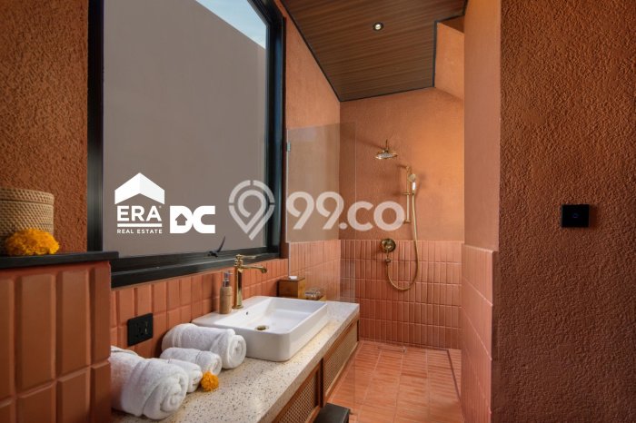 Vila Kawasan , Dimensi 122m2m², Akses ke transportasi umum Vila Kawasan , Dimensi 122m2m², Akses ke transportasi umum