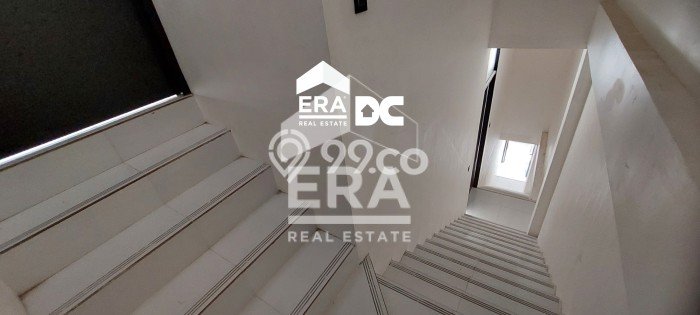 LOKASI STRATEGIS! Ruko Disewakan di Semarang Barat, Luas 230m², Lokasi Niaga LOKASI STRATEGIS! Ruko Disewakan di Semarang Barat, Luas 230m², Lokasi Niaga
