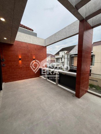 For Sale Rumah Mewah Exclusive di Gajah Mungkur, Semarang For Sale Rumah Mewah Exclusive di Gajah Mungkur, Semarang
