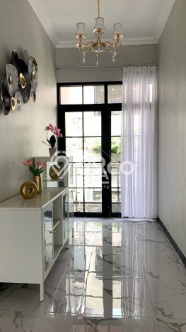 Rumah Modern Cantik 3 KT Bisa Langsung Pindah di Ngaliyan Rumah Modern Cantik 3 KT Bisa Langsung Pindah di Ngaliyan