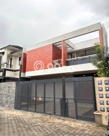 For Sale Rumah Mewah Exclusive di Gajah Mungkur, Semarang For Sale Rumah Mewah Exclusive di Gajah Mungkur, Semarang