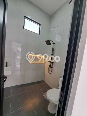 For Sale! Premium House LT 135m2 Desain Modern di BSD Kencana Loka For Sale! Premium House LT 135m2 Desain Modern di BSD Kencana Loka