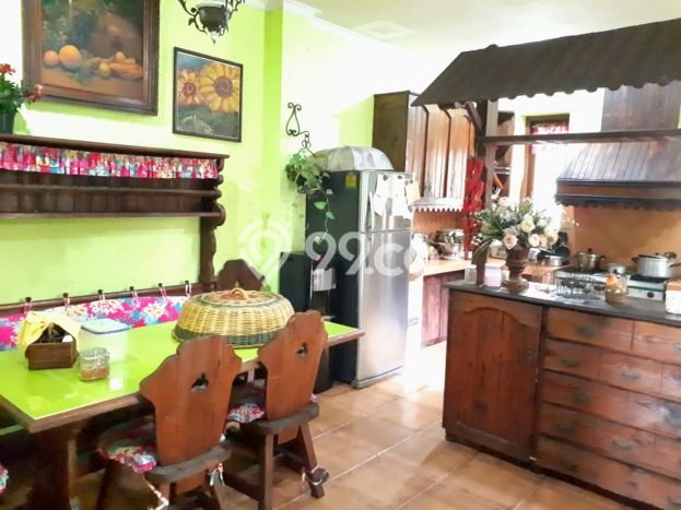 Hunian Mewah LB 314m2 Siap Pakai Desain Elegan di Sektor 2 - Bintaro, Jakarta Selatan Hunian Mewah LB 314m2 Siap Pakai Desain Elegan di Sektor 2 - Bintaro, Jakarta Selatan