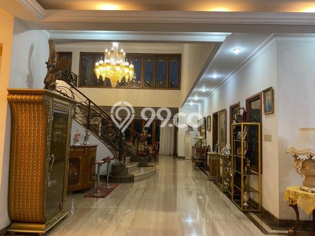 Best Deal Hunian Mewah Ideal dan Luas di Menteng, Jakarta Pusat Best Deal Hunian Mewah Ideal dan Luas di Menteng, Jakarta Pusat