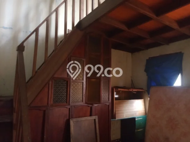 Rumah di , 4 KT, Akses Mudah Fasilitas Umum, Luas 380m2m² LB 300m2m² Rumah di , 4 KT, Akses Mudah Fasilitas Umum, Luas 380m2m² LB 300m2m²