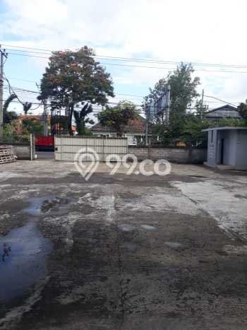 Gudang Siap Pakai di Gatot Subroto, Luas 720m², Lokasi Komersial, Akses Bagus Gudang Siap Pakai di Gatot Subroto, Luas 720m², Lokasi Komersial, Akses Bagus