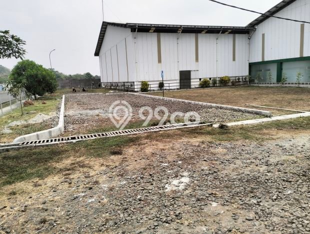 Area Ramai! Pabrik Dijual di Tigaraksa untuk Bisnis Luas Bangunan 2484m2 Area Ramai! Pabrik Dijual di Tigaraksa untuk Bisnis Luas Bangunan 2484m2