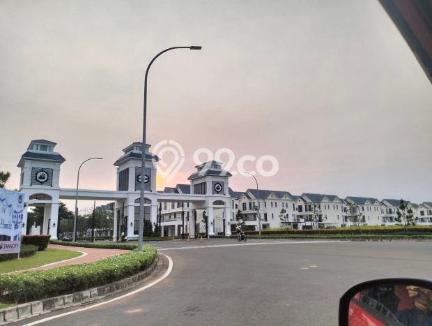 Ruko Bagus Dijual LB 353m2 Lokasi Strategis Tangerang Area Cocok untuk Berbisnis Ruko Bagus Dijual LB 353m2 Lokasi Strategis Tangerang Area Cocok untuk Berbisnis