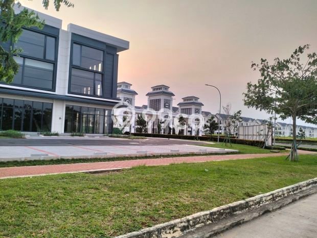 Ruko Bagus Dijual LB 353m2 Lokasi Strategis Tangerang Area Cocok untuk Berbisnis Ruko Bagus Dijual LB 353m2 Lokasi Strategis Tangerang Area Cocok untuk Berbisnis