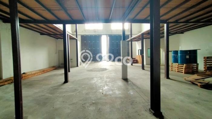Gudang Dijual Lokasi Stratagis di Cerme Gresik Cocok untuk Investasi Gudang Dijual Lokasi Stratagis di Cerme Gresik Cocok untuk Investasi