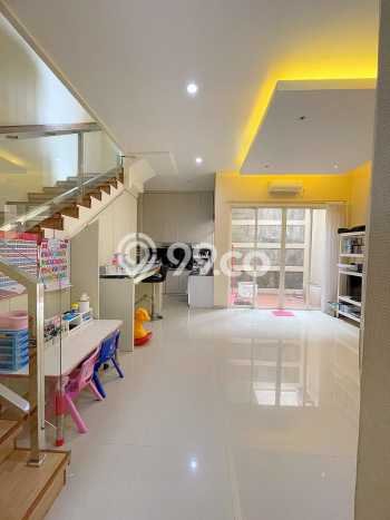 Rumah Minimalis 3 KT LT 94m2 di Mulyosari Rumah Minimalis 3 KT LT 94m2 di Mulyosari