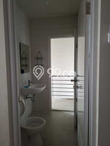 Rumah Strategis Modern Lb 112m2 di Menganti, Gresik Rumah Strategis Modern Lb 112m2 di Menganti, Gresik