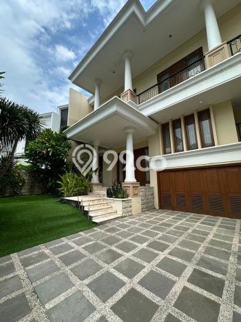 Hot Offer Hunian Mewah Ideal dan Luas di Wiyung, Surabaya Hot Offer Hunian Mewah Ideal dan Luas di Wiyung, Surabaya