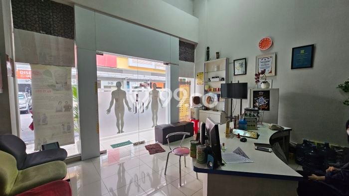Unit Ruko Dijual di Bekasi LT 80m2 & LB 254m2 Unit Ruko Dijual di Bekasi LT 80m2 & LB 254m2