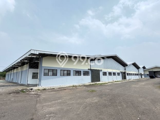 Unit Gudang Dijual di Klari Karawang Luas Bangunan 12900m2 Unit Gudang Dijual di Klari Karawang Luas Bangunan 12900m2