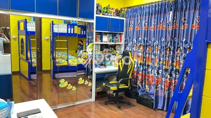 Siap Huni Hunian Elit 6 Kamar di Kemayoran Dekat ke Mana Saja Siap Huni Hunian Elit 6 Kamar di Kemayoran Dekat ke Mana Saja