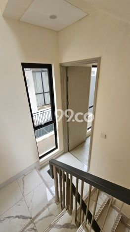 Rumah di Jakarta Garden City, Dekat Fasilitas, 4 KM, Luas 126m² Bangunan 146m² Rumah di Jakarta Garden City, Dekat Fasilitas, 4 KM, Luas 126m² Bangunan 146m²