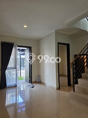 Rumah Disewakan Bekasi LT 66m2 LB 77m2 Area Summarecon Crown Gading Rumah Disewakan Bekasi LT 66m2 LB 77m2 Area Summarecon Crown Gading
