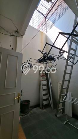 Rumah Luas Asri 4 KT Siap Pakai di Harapan Indah Bekasi Rumah Luas Asri 4 KT Siap Pakai di Harapan Indah Bekasi