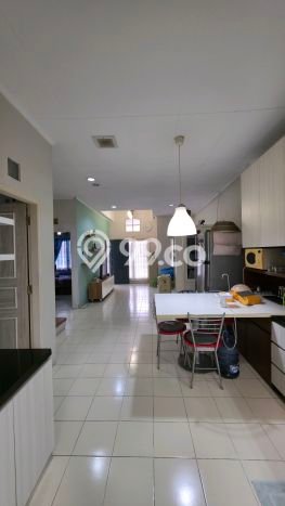 Rumah Luas Asri 4 KT Siap Pakai di Harapan Indah Bekasi Rumah Luas Asri 4 KT Siap Pakai di Harapan Indah Bekasi