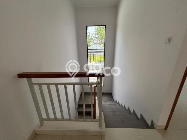 Rumah Luxury Modern Siap Huni di Ciwaruga Bandung Rumah Luxury Modern Siap Huni di Ciwaruga Bandung