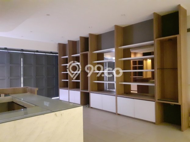 Ruko bagus disewakan di Batununggal Bandung dengan LB 300m2 harga sewa terbaik Ruko bagus disewakan di Batununggal Bandung dengan LB 300m2 harga sewa terbaik
