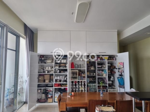 Hunian Apartemen High-Class untuk Dijual di Jakarta Selatan dengan 3 BR & 3 Kamar Mandi Hunian Apartemen High-Class untuk Dijual di Jakarta Selatan dengan 3 BR & 3 Kamar Mandi