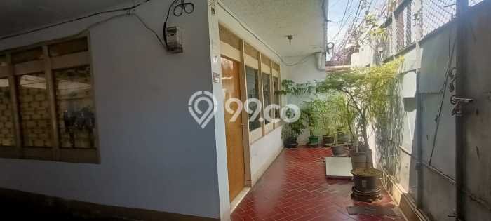 Dijual Rumah Premium dengan Fasilitas Sekitar Lengkap di Kebon Jeruk, Jakarta Barat Dijual Rumah Premium dengan Fasilitas Sekitar Lengkap di Kebon Jeruk, Jakarta Barat
