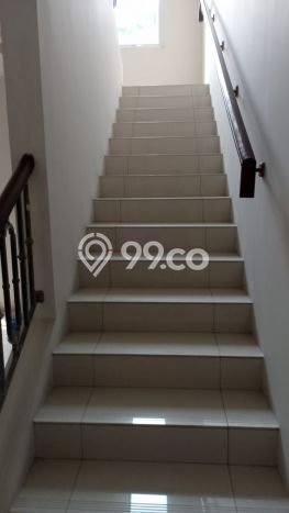 Rumah Mewah LB 170m2 Siap Huni Desain Elegan di BSD Eminent, Tangerang Rumah Mewah LB 170m2 Siap Huni Desain Elegan di BSD Eminent, Tangerang
