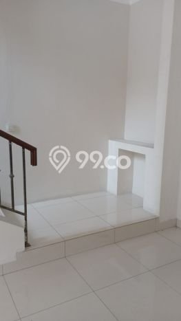 Rumah Mewah LB 170m2 Siap Huni Desain Elegan di BSD Eminent, Tangerang Rumah Mewah LB 170m2 Siap Huni Desain Elegan di BSD Eminent, Tangerang