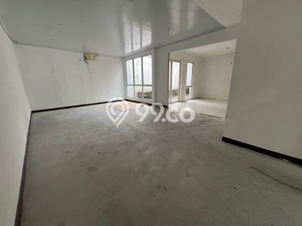 Disewakan Ruko di Kawasan Ramai BSD City Luas 210m2 Disewakan Ruko di Kawasan Ramai BSD City Luas 210m2