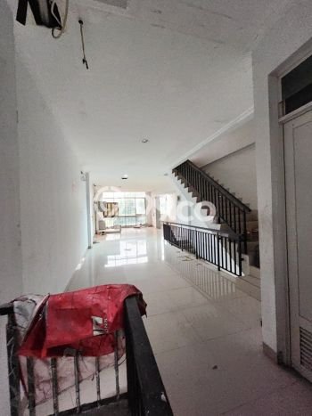 Ruko Disewa di Jakarta Utara dengan LB 400m2 Area Komersial Ramai Ruko Disewa di Jakarta Utara dengan LB 400m2 Area Komersial Ramai