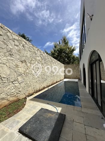 Dijual Segera! Vila di , Luas 220m2m², Posisi Premium akses ke beragam kebutuhan Dijual Segera! Vila di , Luas 220m2m², Posisi Premium akses ke beragam kebutuhan