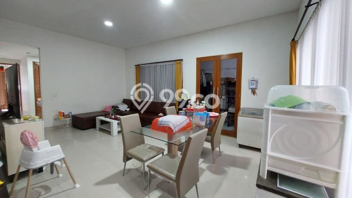 HUNIAN BERKELAS! Rumah Premium Denpasar Barat, Denpasar, LT 432m2m² Luas Bangunan 400m2m² HUNIAN BERKELAS! Rumah Premium Denpasar Barat, Denpasar, LT 432m2m² Luas Bangunan 400m2m²