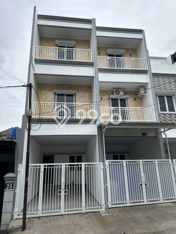 Dijual Rumah Modern 5 KT di Duri Kepa, Jakarta Barat Dijual Rumah Modern 5 KT di Duri Kepa, Jakarta Barat