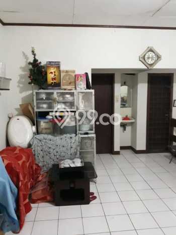 Ruko Dijual di Jakarta Barat LT 125m2 & LB 169m2 Lokasi Terbaik! Ruko Dijual di Jakarta Barat LT 125m2 & LB 169m2 Lokasi Terbaik!